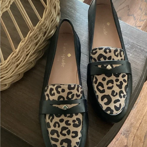 Kate Spade Black and Animal Print Flats - Picture 4 of 4